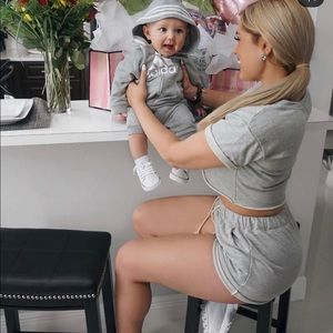 Comfy grey crop top and shorts set